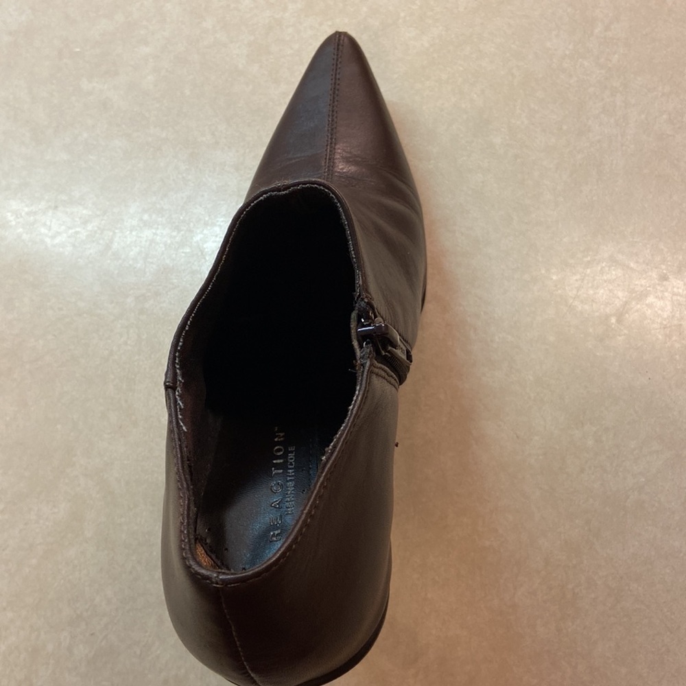 Reaction Kenneth Cole Brown Pointed Toe Heel 2.5” Ankle Bootie - Picture 10 of 14